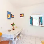 Tomislava アパート マカルスカ