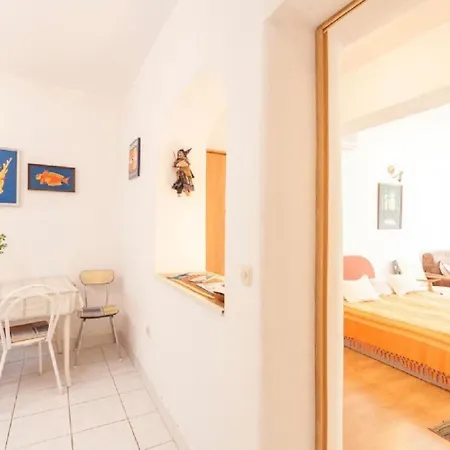 Tomislava - Ground Floor Apartment *