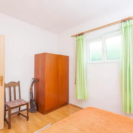 Tomislava - Ground Floor Makarska
