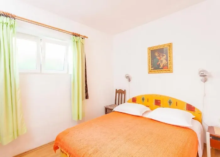 Tomislava 马卡尔斯卡